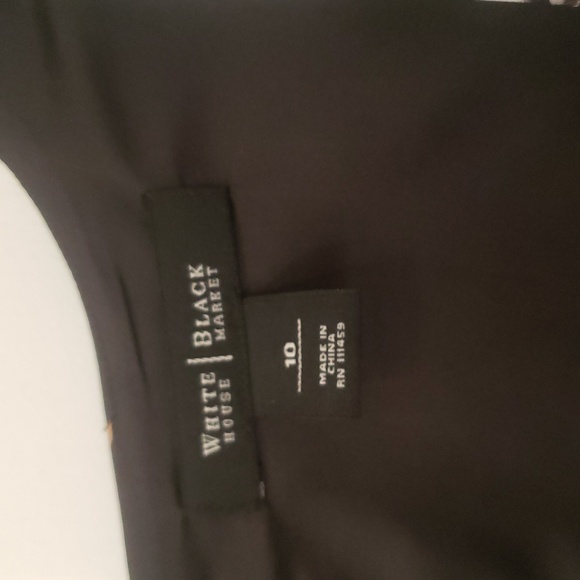 EUC White House Black Market Size 10 Floral Sleeveless Peplum top - Picture 2 of 4